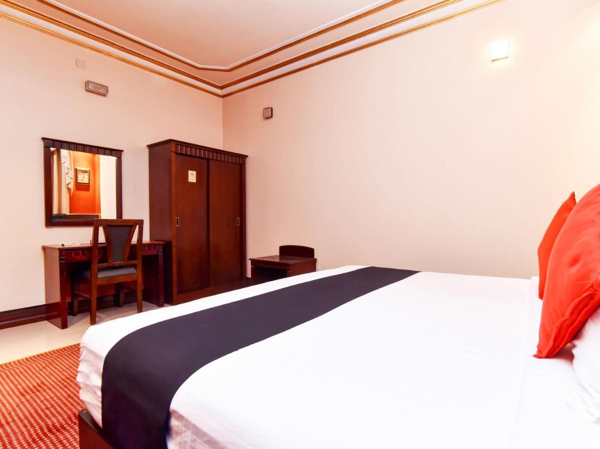 Al Mansour Grand Hotel Ḩafar al Bāţin Buitenkant foto