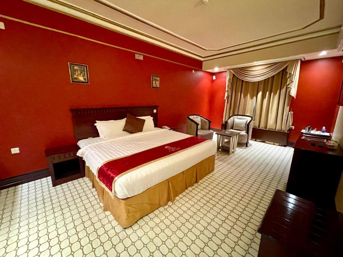Al Mansour Grand Hotel Ḩafar al Bāţin Buitenkant foto