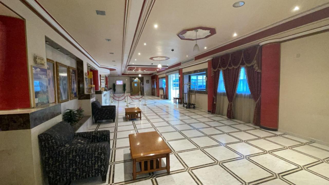 Al Mansour Grand Hotel Ḩafar al Bāţin Buitenkant foto